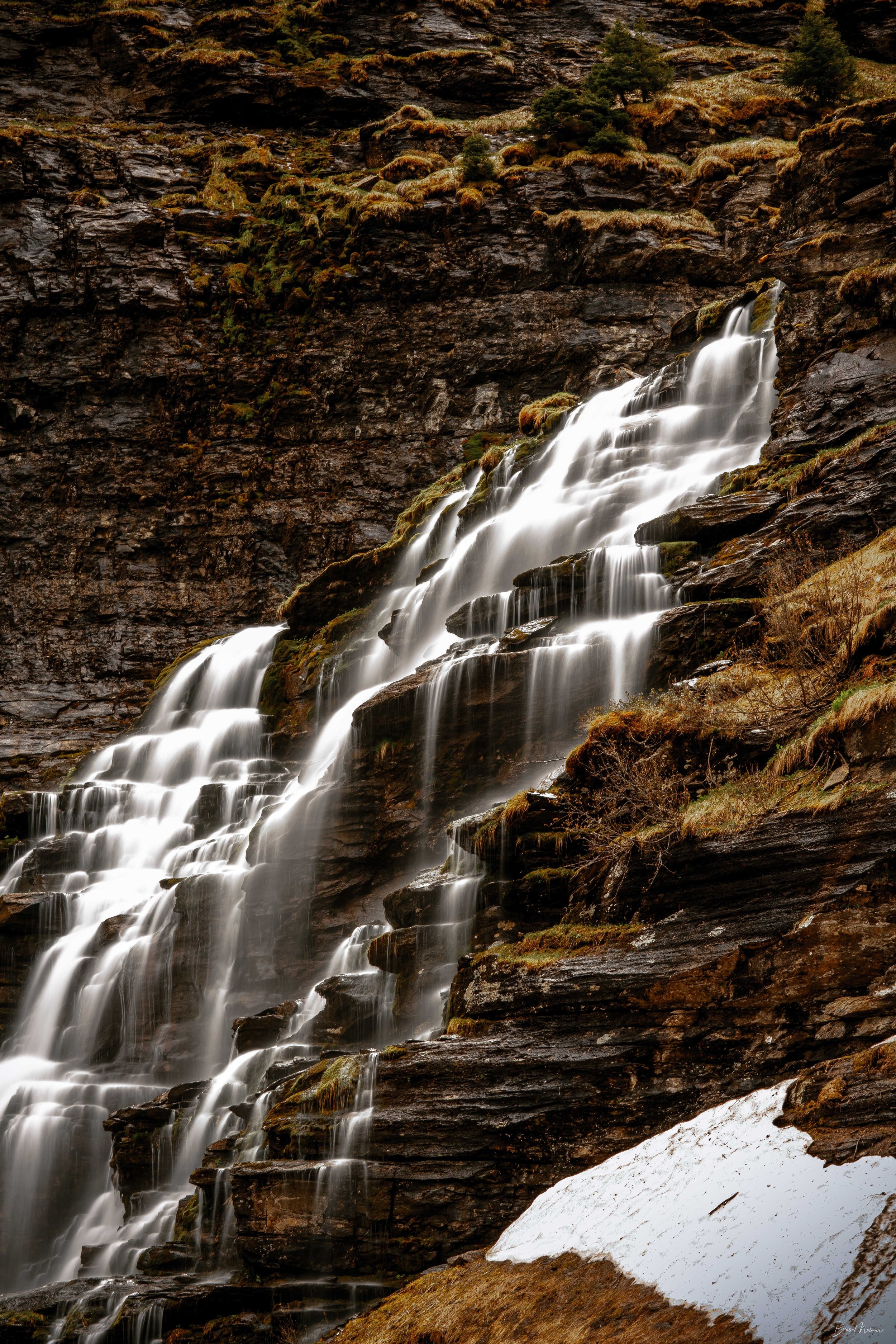 Cascade d'Automne — Photographie d'art par Boris Molinier