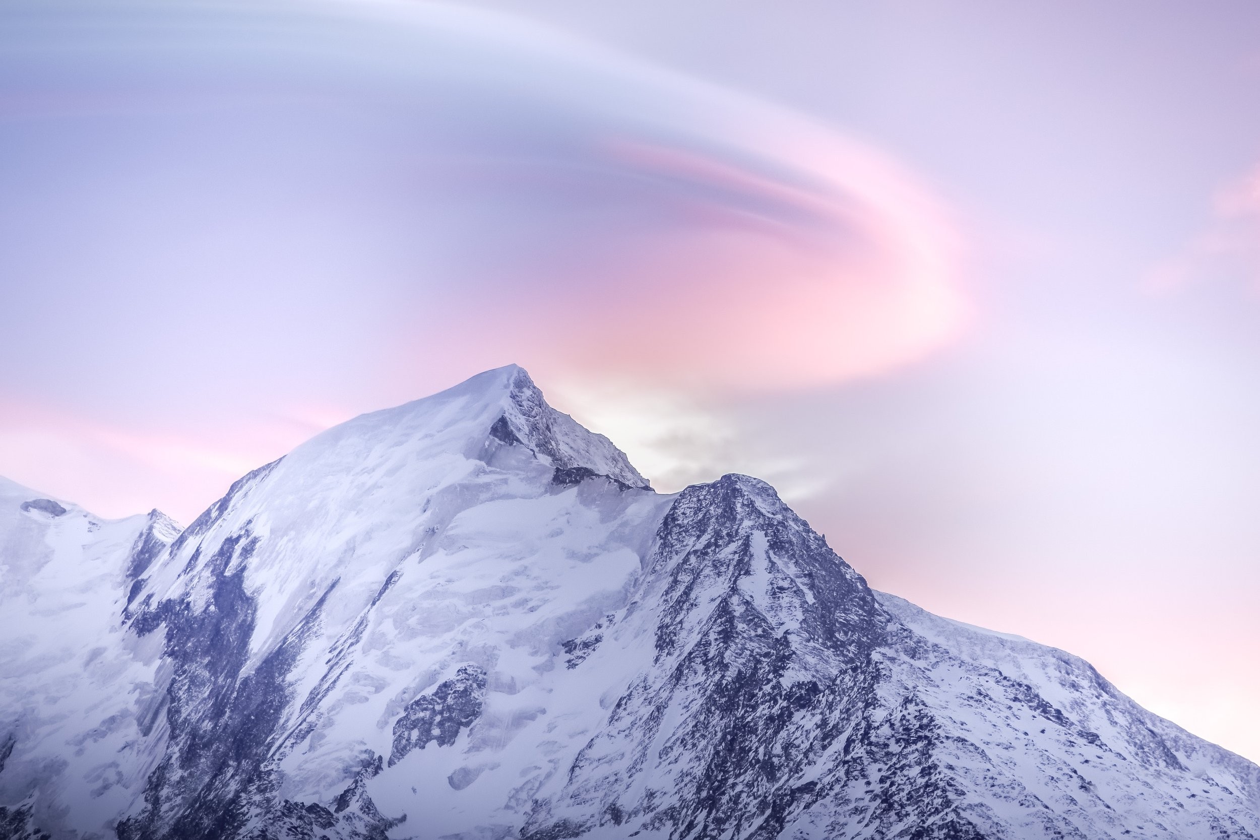 Lenticulaire sur Bionnassay — Photographie d'art par Boris Molinier