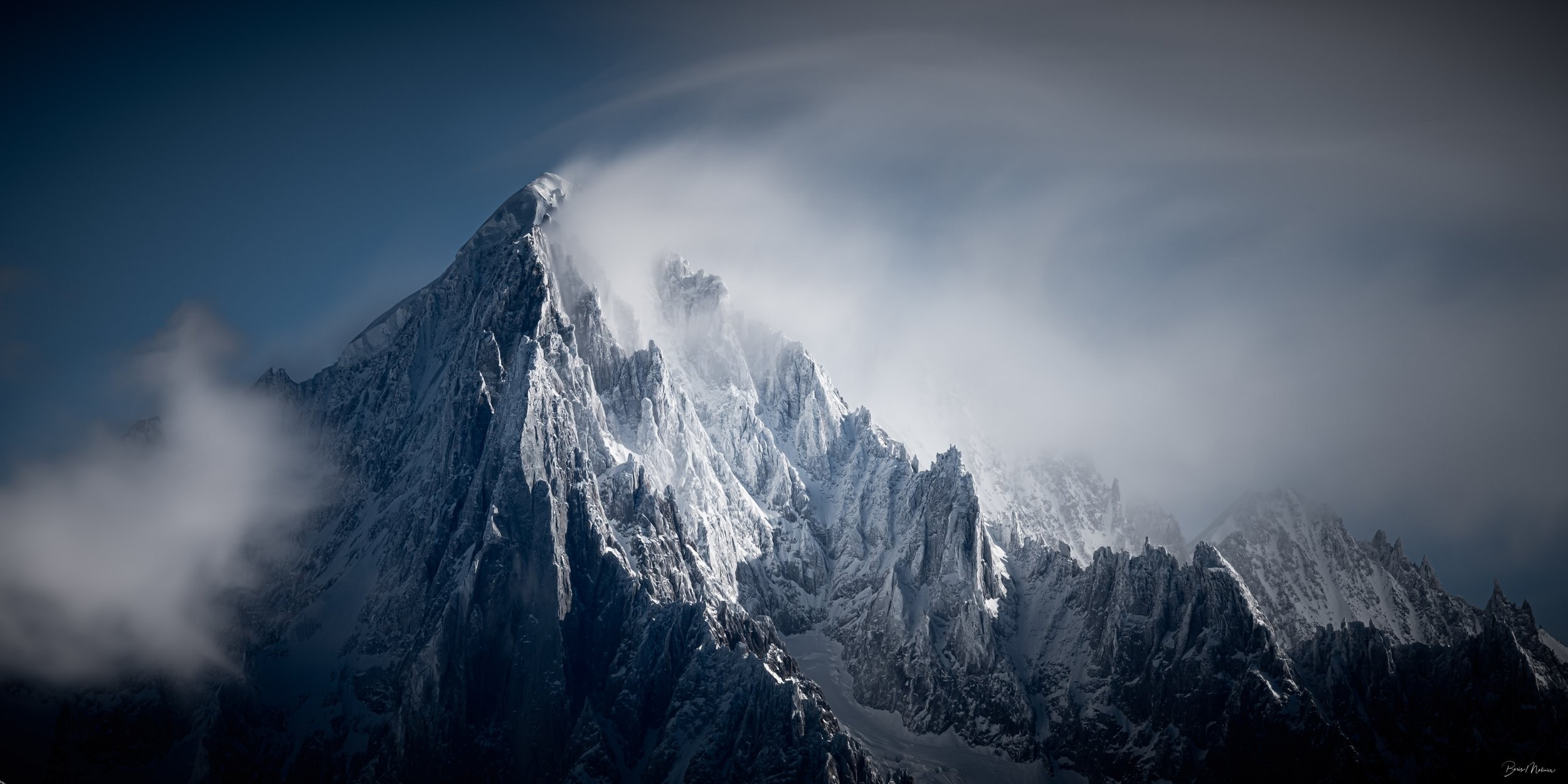 Tempête sur l'Aiguille Verte et les Drus — Photographie d'art par Boris Molinier